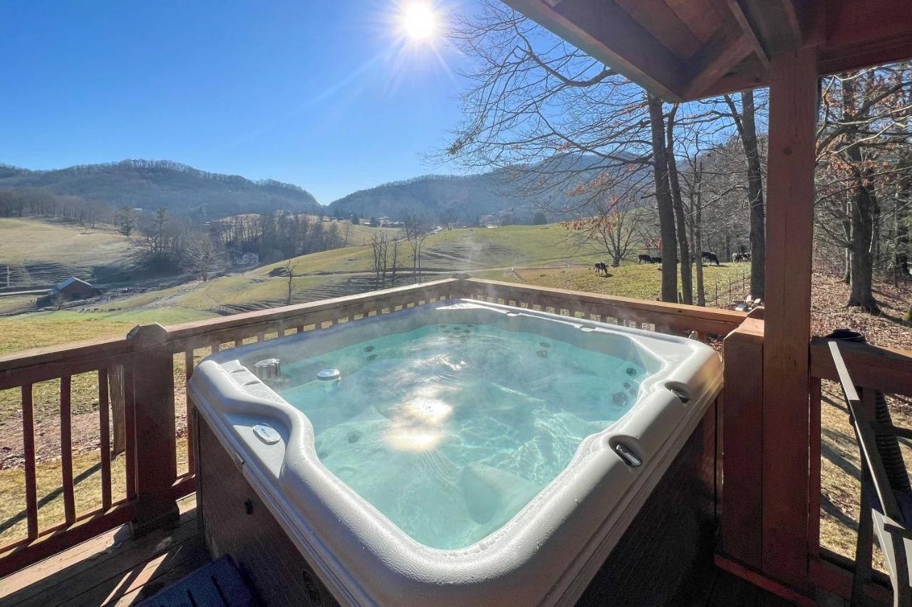 Whits End Smoky Mtn Home With Hot Tub, Views Waynesville Exterior photo