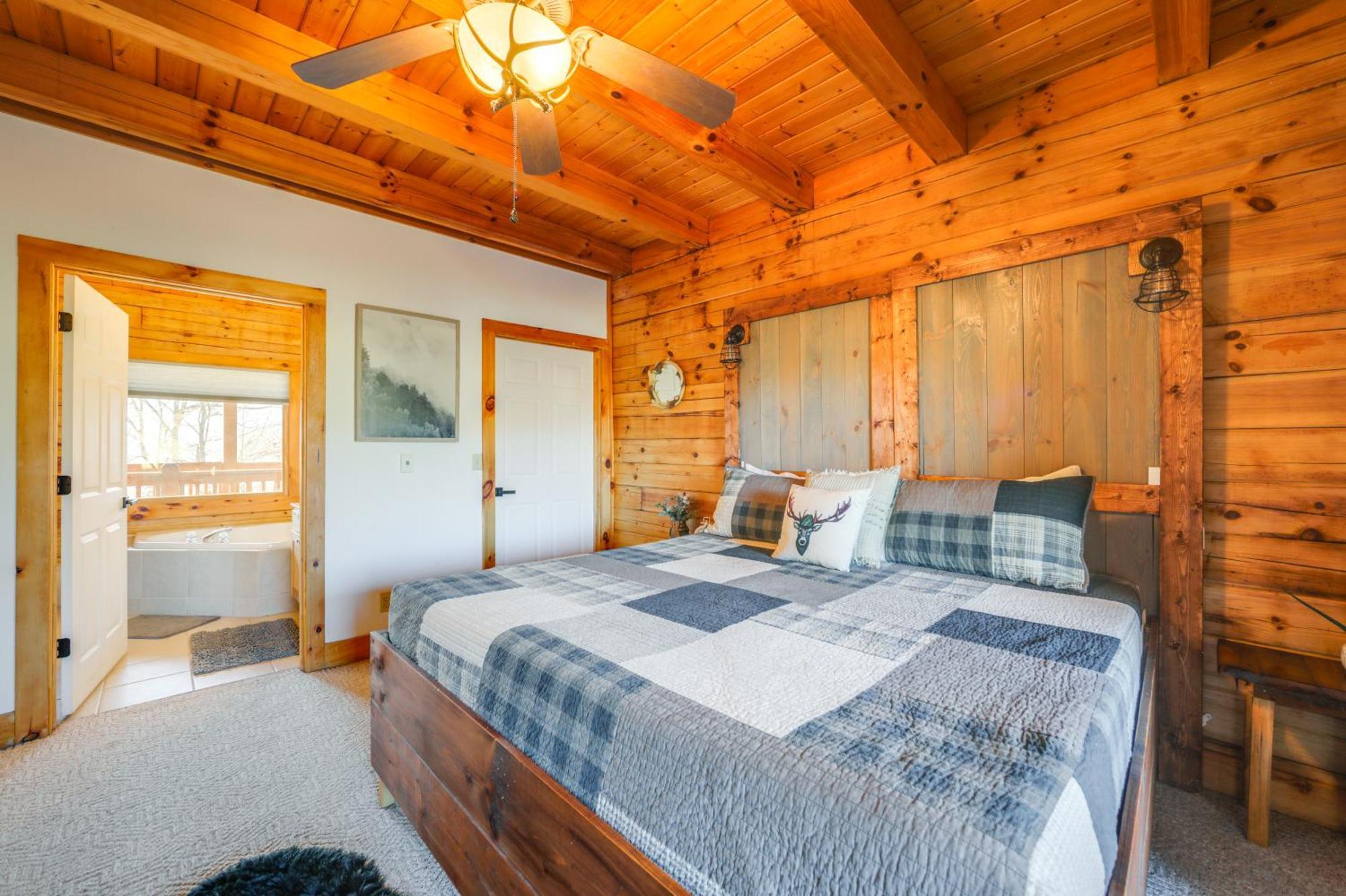 Whits End Smoky Mtn Home With Hot Tub, Views Waynesville Exterior photo